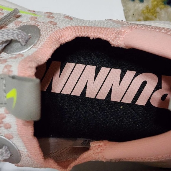 Nike Escape Run Flyknit Running Shoe Women's size 10 new!! - Picture 4 of 14